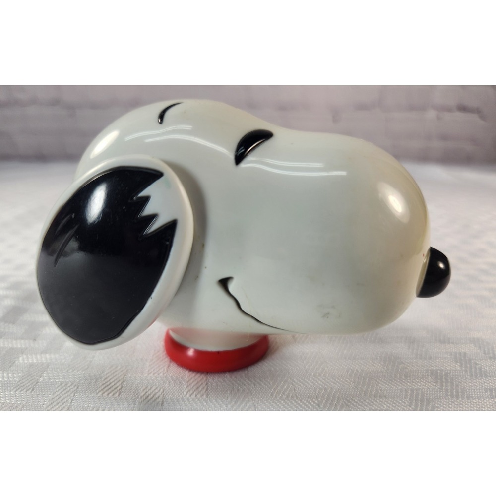 Vintage Snoopy Viewer Toy With Peanuts Comic Strip 2-06 UFS Collectible Figurine